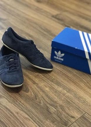 Кроссовки женские adidas