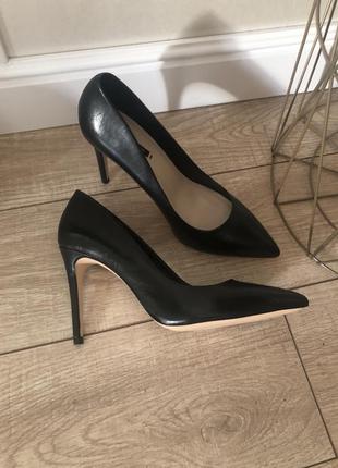Zara туфли кожаные