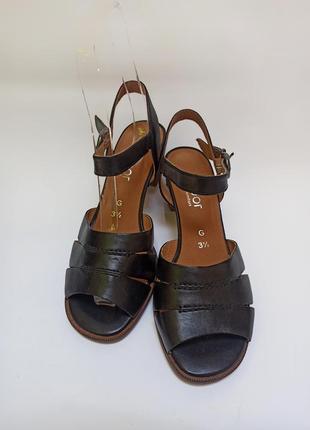 Gabor босоножки на меленьком каблуке.брендовая обувь сток3 фото