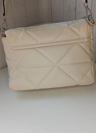 Модна молочна кремова бежева сумка каркасна багет жіноча сумочка нова але з дефектом 31454 фото