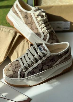 Кеды в стиле gucci
