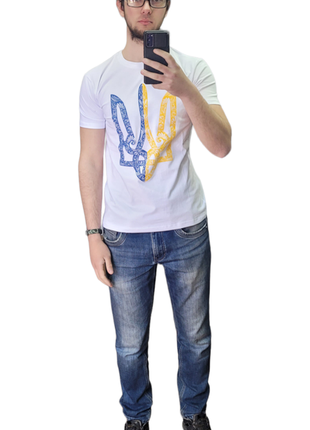 Патриотическая футболка сине-желтый трезубая белая2 фото
