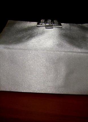 Картонна коробочка у формі валізки, виготовлена тканиною (шкатулка для прикрас)2 фото