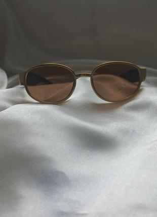 Модні сонцезахисні окуляри коричневі ретро окуляри новий але з дефектом очки 70215 фото