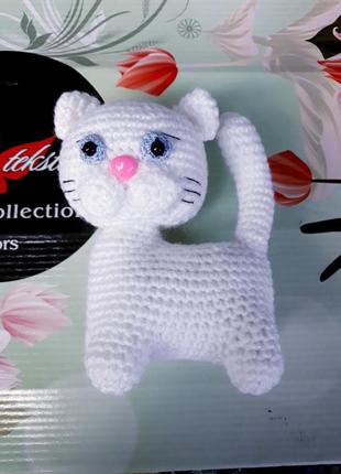 Мягкая игрушка котик