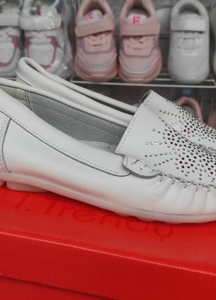 Белые кожаные деми  туфли мокасины для девочки 3