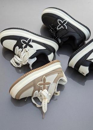 Кроссовки для девочки подростка чёрные с белым от jong golf2 фото