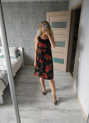Красивое платье миди вискоза