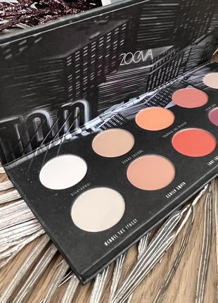 Оригінал zoeva matte eyeshadow palette палетка тіней для очей оригинал тени4 фото