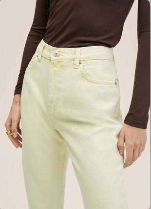 Оригінальні жіночі джинси mom з високою талією від mango3 фото