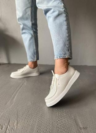 16147 женские мокасины с перфорацией в натуральной коже