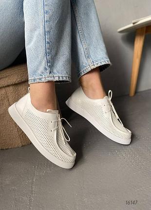 16147 женские мокасины с перфорацией в натуральной коже