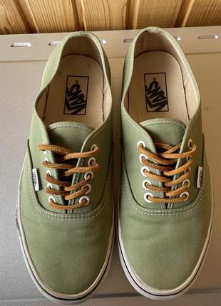 Vans authentic