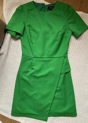 Зеленое рельефное платье 💚
