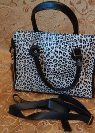 Гарненька сумочка. розпродаж остання