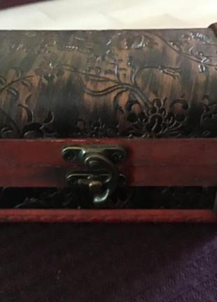 Шкатулка антикварная