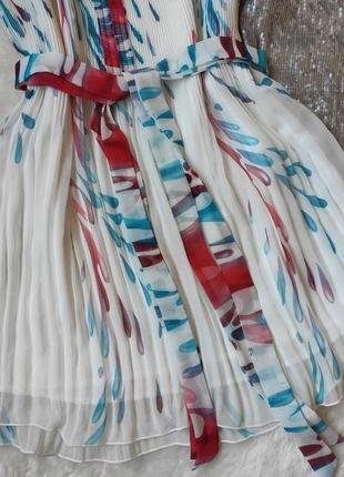 Белое разноцветное короткое натуральное шелковое платье шелк плиссе мини со складками поясом пышными5 фото