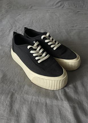 Кеди на платформі everlane