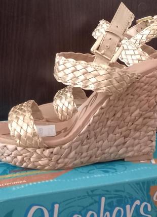 Босоножки skechers 36р