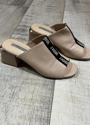 Шльопки на каблучку