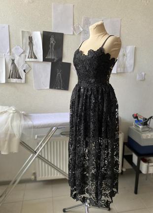 Платье сетевая черная длиной меди2 фото