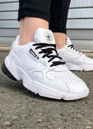 Оригинальные кроссовки adidas falcon