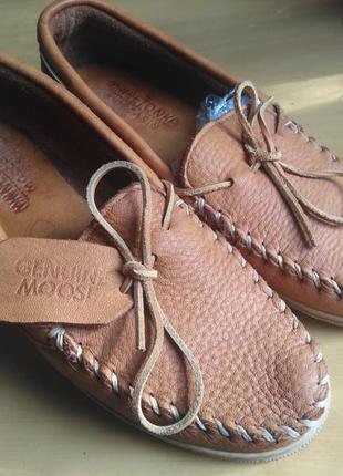 Туфлі мокасини minnetonka moccasin. м'які, лосина шкіра.