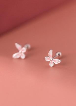 Сережки-гвоздики дитячі срібні рожево-білі метелики, сережки маленькі на закрутках, срібло 925 проби