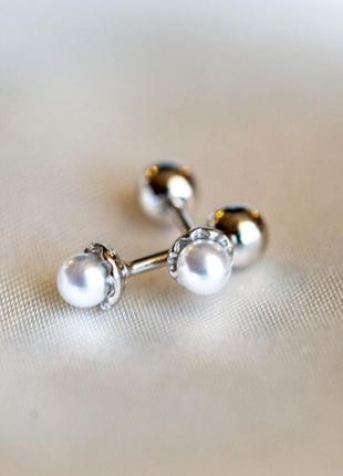 Сережки-гвоздики срібні з перлами (імітація), маленькі сережки на закрутках, срібло 925 проби