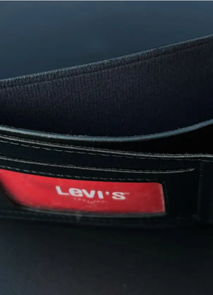 Подарунковий набір levis чоловічий ремінь + гаманець чорний2 фото