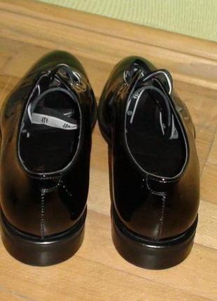 Badura - шкіряні лакові туфлі-броги, кросівки4 фото