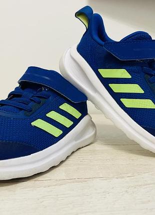 Кроссовки adidas