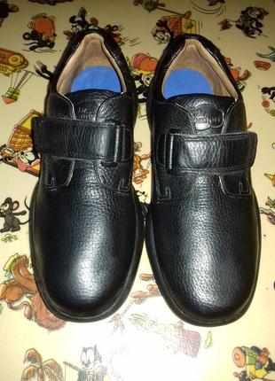 Туфлі шкіряні прошиті