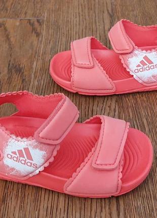 Adidas босоножки,аквашузы р.23(14,5см)