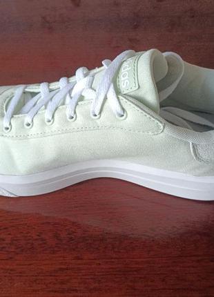 Жіночі кросівки/кеди adidas court platform cln