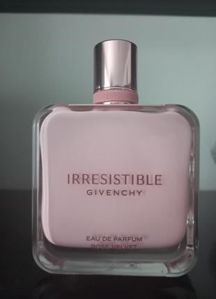 Givenchy irresistible rose velvet