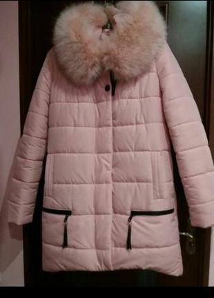 Пуховик рожевого кольору