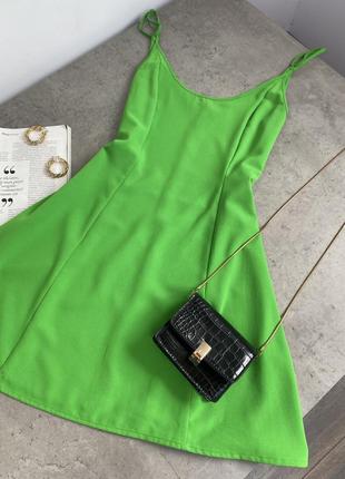 Зеленое, актуальное платье zara