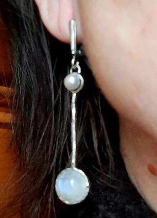 Дизайнерські срібні неймовірно стильні сережки з натуральним камінням адулярами місячними каменями та перлинами5 фото