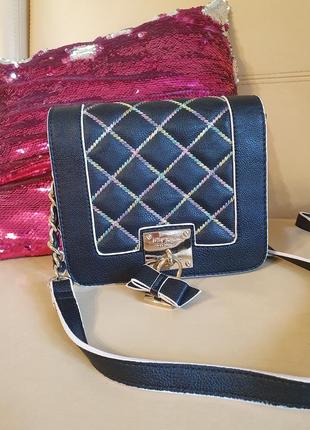 Сумка крос- боді betsey johnson