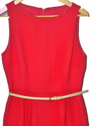 Шикарное красное фактурное платье-футляр с пояском  coast2 фото