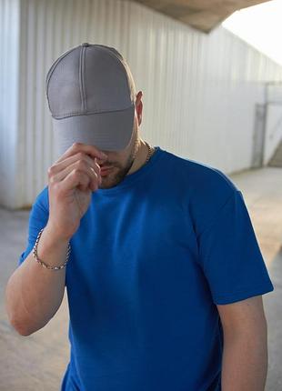 Качественная дышащая универсальная кепка бейсболка с регулировкой базовая без логотипа