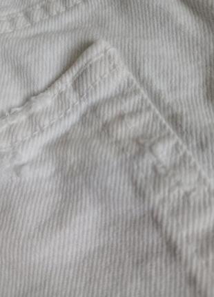 Рваные коттоновые короткие белые шорты5 фото