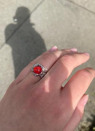 Кольцо кольцо красный камень кольца7 фото