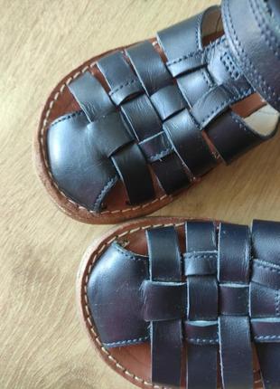 Фирменные детские кожаные сандалии  mod 8, испания .размер  27.5 фото