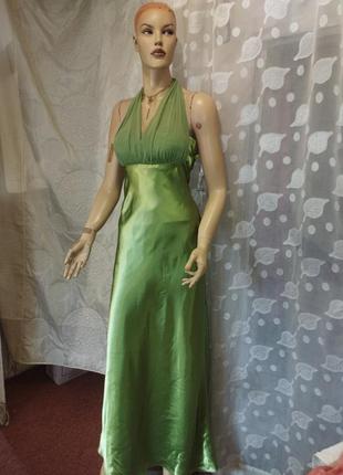Салатово-зеленое,непревзойденное,вечернее платье на худи красотку.1 фото