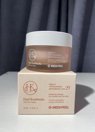 Зволожуючий крем для підвищення еластичності шкіри medi-peel hyal kombucha tea tox cream