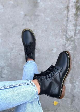 Хутряні черевики доктор мартінс в чорному кольорі (осінь-зима-весна)😍9 фото