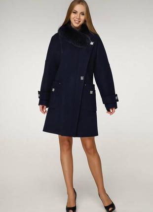 Стильное зимнее женское пальто натуральный мех