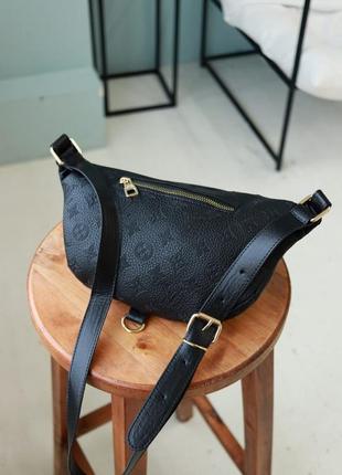 Женские черные бананки